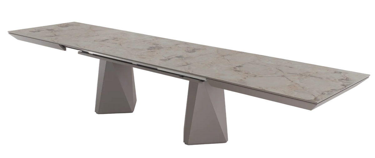 Diamond extendable dining table 200–400 cm