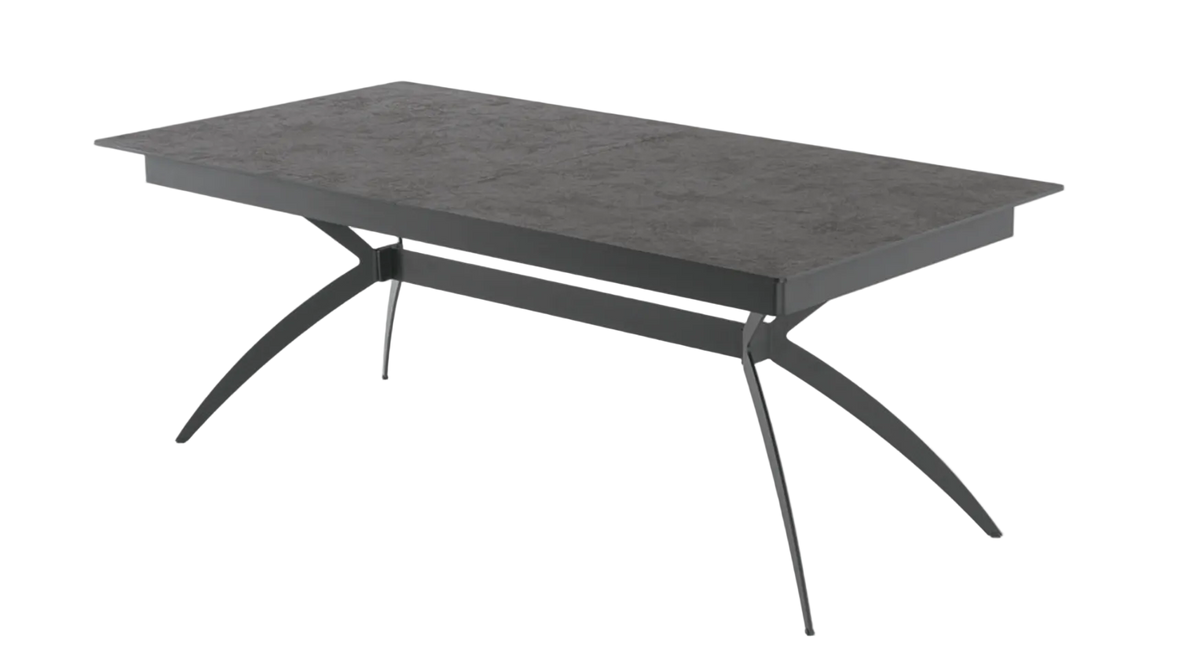 Tesla extending dining table 200–290 cm